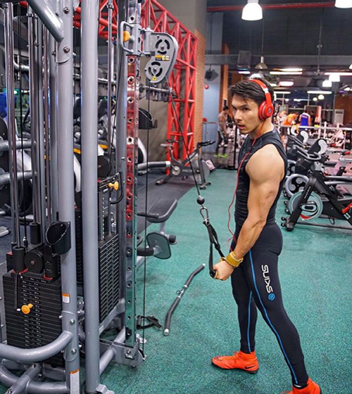 อั้ม อธิชาติ ออกกำลังกาย อั้ม อธิชาติ ออกกำลังกาย