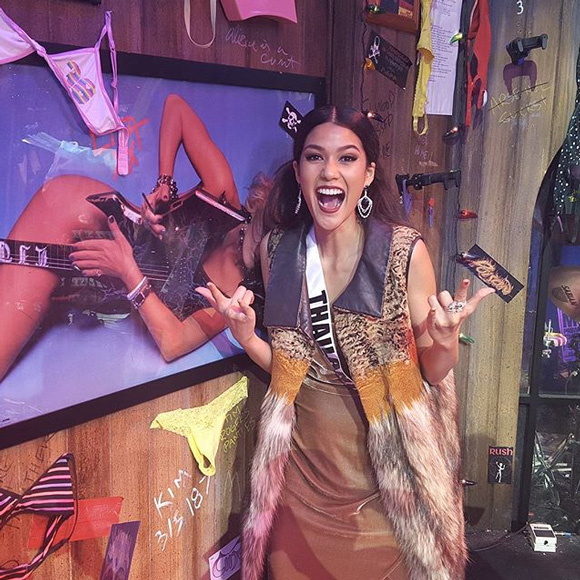 แนท อนิพรณ์ แนท อนิพรณ์