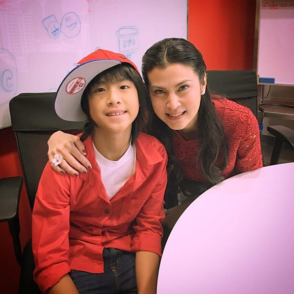 ปิ่น เก็จมณี น้องเจ้าสมุทร ปิ่น เก็จมณี น้องเจ้าสมุทร