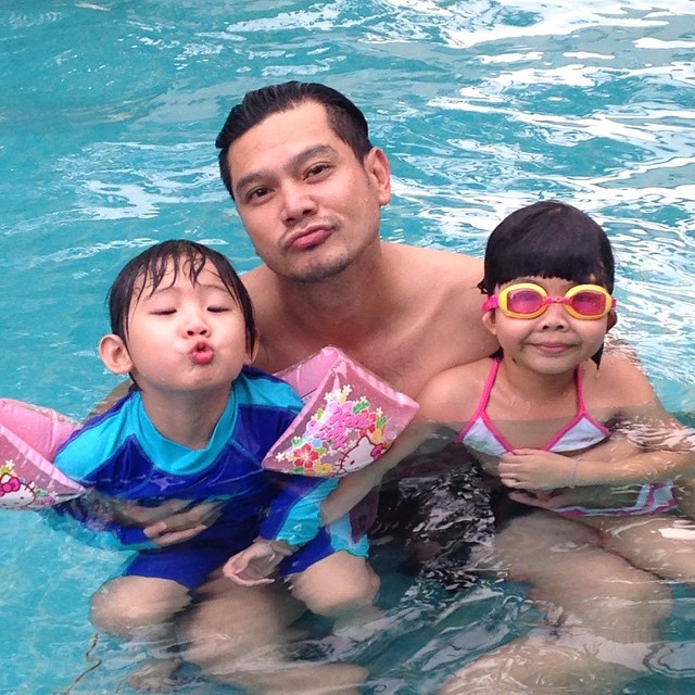 น้องสมใจ น้องสุขใจ ลูก เต๋า สมชาย ยุ้ย อัฐมาศ น้องสมใจ น้องสุขใจ ลูก เต๋า สมชาย ยุ้ย อัฐมาศ