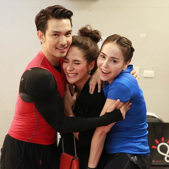 อั้ม นัท อั้ม นัท