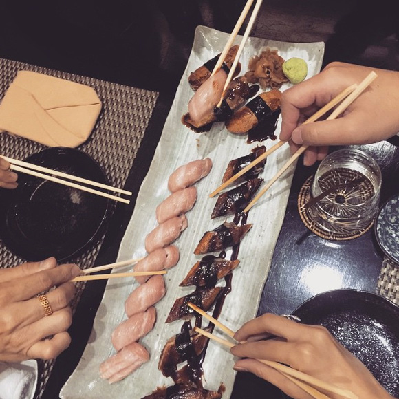 พิ้งกี้ สาวิกา เซอร์ไพรส์วันเกิดไฮโซเพชร อิทธิ พิ้งกี้ สาวิกา เซอร์ไพรส์วันเกิดไฮโซเพชร อิทธิ