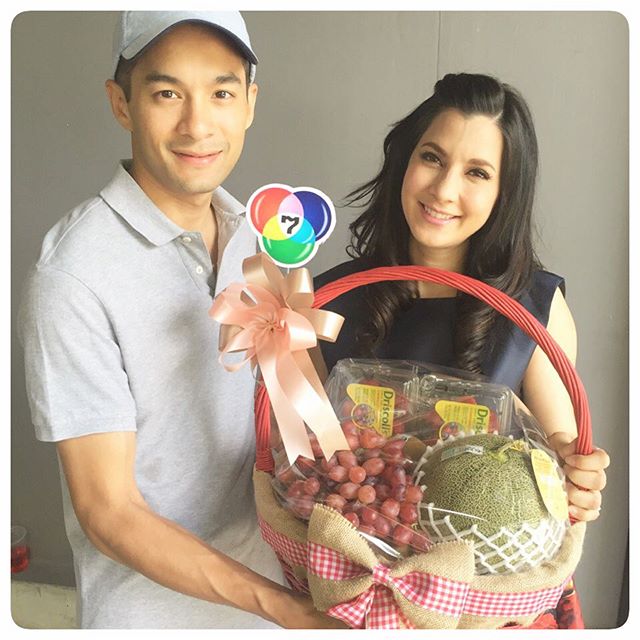 เปิ้ล ภารดี แฟชั่นชุดคลุมท้อง เปิ้ล ภารดี แฟชั่นชุดคลุมท้อง