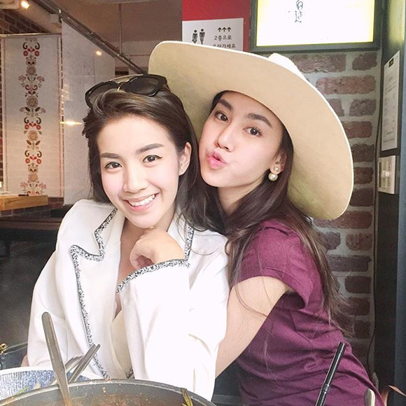 ใบเตย ดาว พิมพ์ทอง เที่ยวเกาหลีใต้ ใบเตย ดาว พิมพ์ทอง เที่ยวเกาหลีใต้