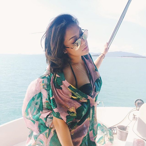 โมเม นภัสสร ชุดว่ายน้ำ โมเม นภัสสร ชุดว่ายน้ำ