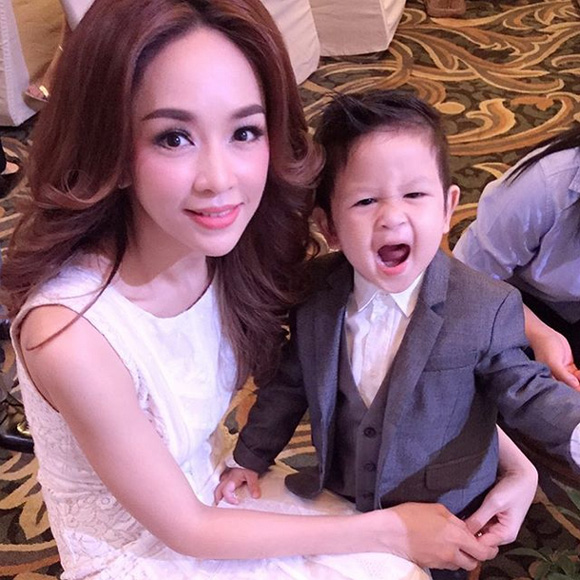 เป้ย ปานวาด น้องโปรด เป้ย ปานวาด น้องโปรด