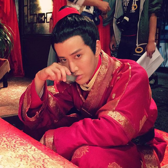 ไมค์ พิรัชต์ ไมค์ พิรัชต์