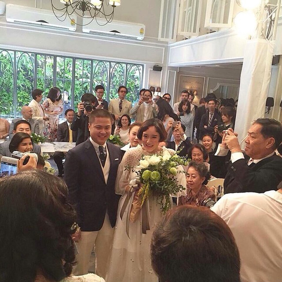 เพชร นาระ บีท ชวิทย์ หมั้น เพชร นาระ บีท ชวิทย์ หมั้น