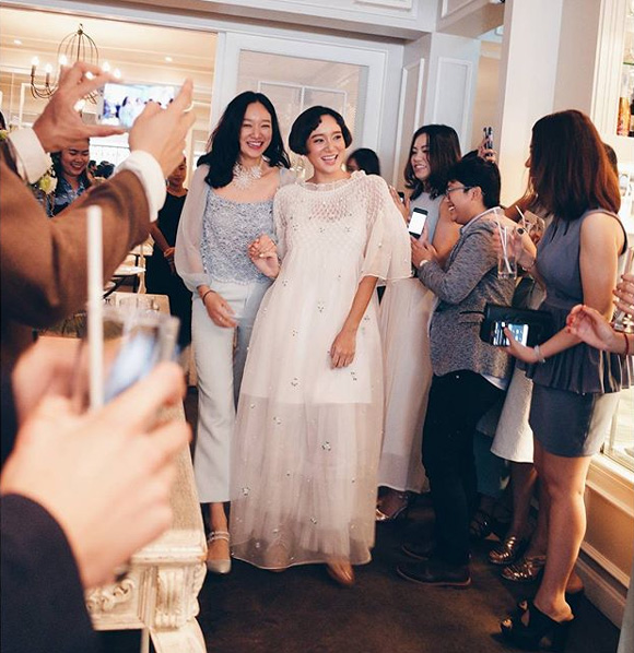 เพชร นาระ บีท ชวิทย์ หมั้น เพชร นาระ บีท ชวิทย์ หมั้น