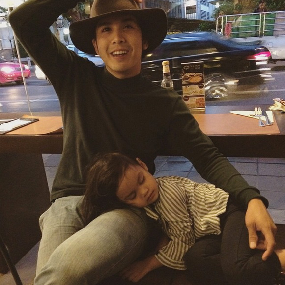 แอมมี่ วี แอมมี่ วี