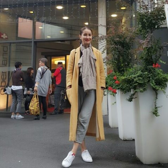 แอน ทองประสม เอ ทินพันธ์ แอน ทองประสม เอ ทินพันธ์