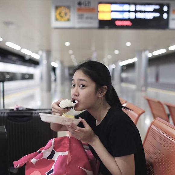 เบลล์ เขมิศรา เบลล์ เขมิศรา