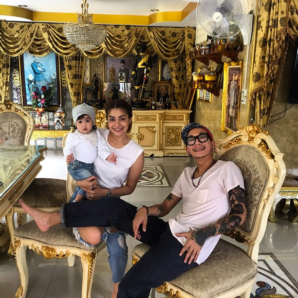 น้องแตงไทย ลูก แจ๊ส ชวนชื่น น้องแตงไทย ลูก แจ๊ส ชวนชื่น