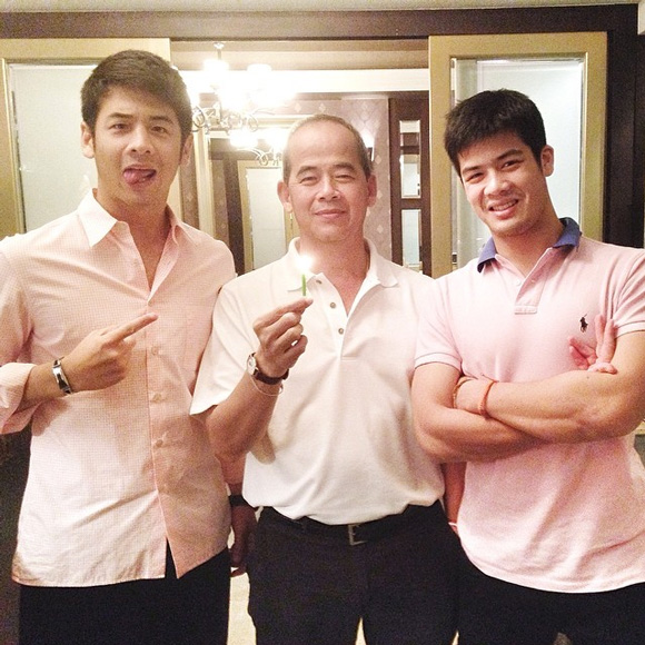 เป๋า วฤธ หงสนันทน์ เป๋า วฤธ หงสนันทน์