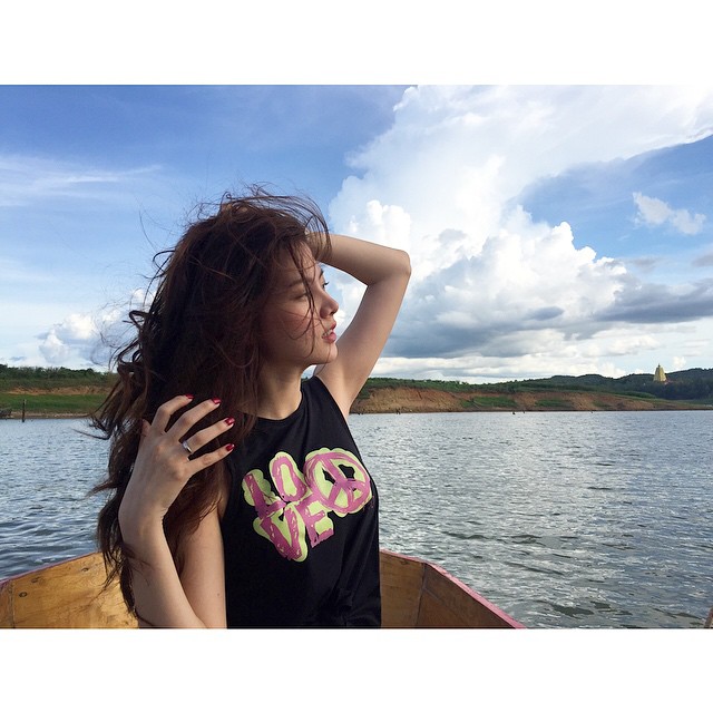 ใบเฟิร์น พิมพ์ชนก ใบเฟิร์น พิมพ์ชนก