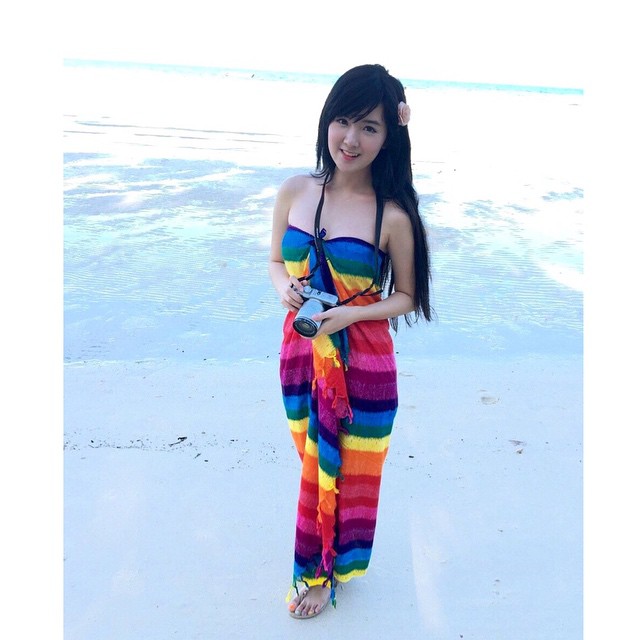 เบียร์ เดอะวอยซ์ บิกินี่ เบียร์ เดอะวอยซ์ บิกินี่