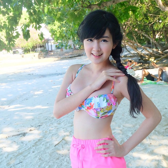 เบียร์ เดอะวอยซ์ บิกินี่ เบียร์ เดอะวอยซ์ บิกินี่