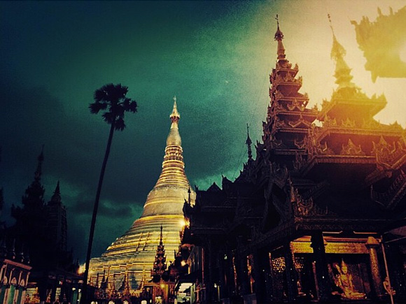 เจนี่ กึ้ง ที่พม่า เจนี่ กึ้ง ที่พม่า
