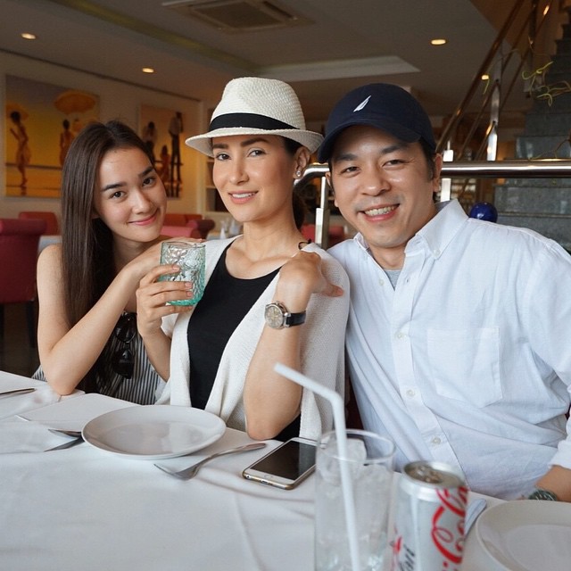 แอน ทองประสม เดียร์น่า ฟลีโป แอน ทองประสม เดียร์น่า ฟลีโป