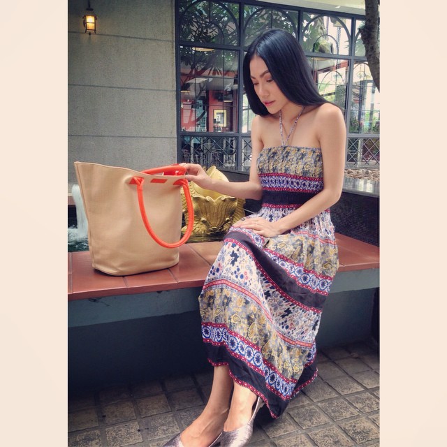 เอมมี่ อมลวรรณ เอมมี่ อมลวรรณ