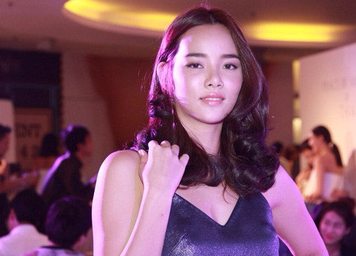 วาววา ณิชารีย์ วาววา ณิชารีย์