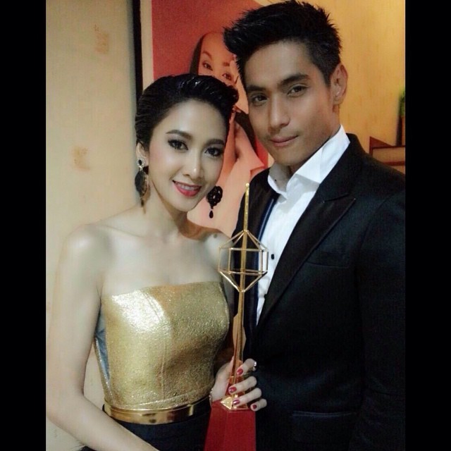 ยุ้ย ธันญ์ ยุ้ย ธันญ์