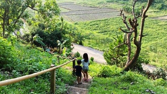 ปลื้มแทนคุณแม่ พี่แพรว-น้องภูมิ ลูก ตุ๊ก ชนกวนันท์ รัก-ดูแลกันดีจังเลย ปลื้มแทนคุณแม่ พี่แพรว-น้องภูมิ ลูก ตุ๊ก ชนกวนันท์ รัก-ดูแลกันดีจังเลย