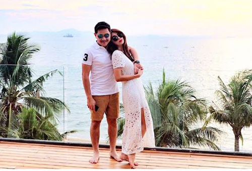 เป้ย ปานวาด ป๊อบ นิธิ เป้ย ปานวาด ป๊อบ นิธิ