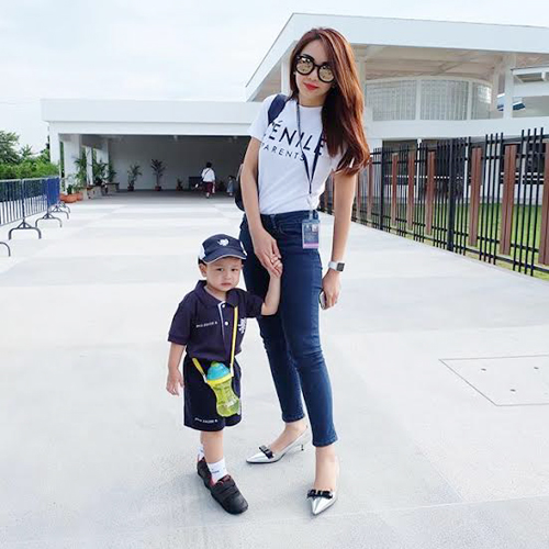 น้องโปรด เป้ย ปานวาด น้องโปรด เป้ย ปานวาด