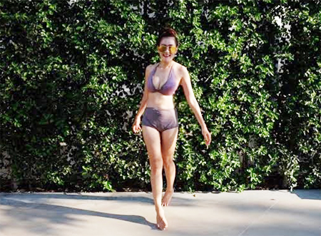 โอ๋ รุ่งระวี, โอ๋ รุ้งนภัฐ ชุดว่ายน้ำ โอ๋ รุ่งระวี, โอ๋ รุ้งนภัฐ ชุดว่ายน้ำ