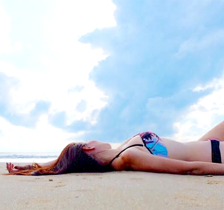 โอ๋ รุ่งระวี, โอ๋ รุ้งนภัฐ ชุดว่ายน้ำ โอ๋ รุ่งระวี, โอ๋ รุ้งนภัฐ ชุดว่ายน้ำ