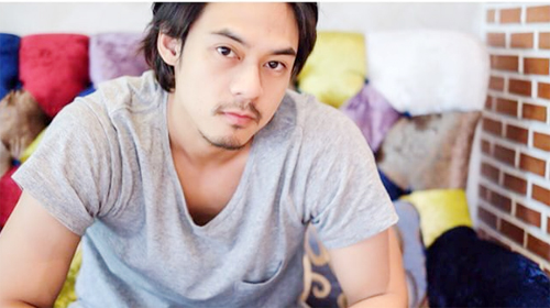 แดน วรเวช ผมหยักศก แดน วรเวช ผมหยักศก