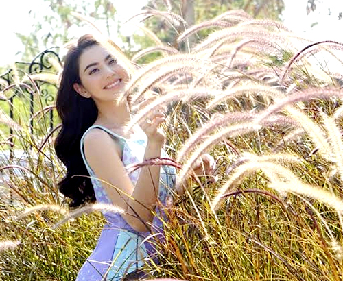 ใหม่ ดาวิกา ใหม่ ดาวิกา