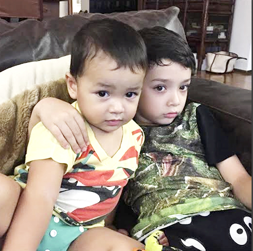 ลูกชายฮิวโก้ ฮาน่า ลูกชายฮิวโก้ ฮาน่า