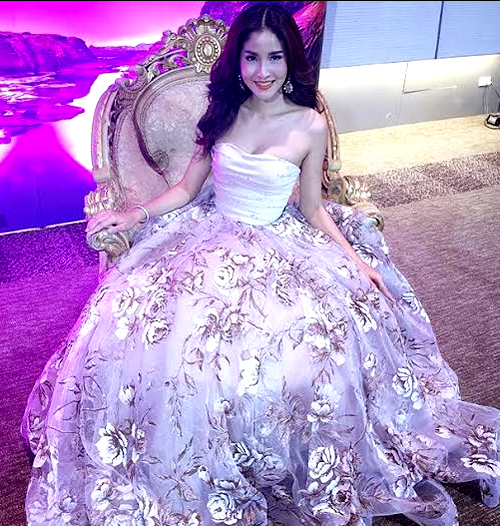 กวาง ฟ้ารุ่ง กวาง ฟ้ารุ่ง