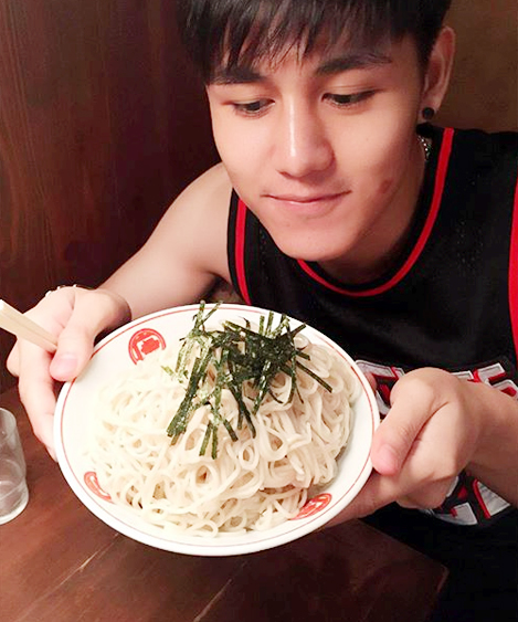 กฤษ น้องชาย กระแต อาร์สยาม กฤษ น้องชาย กระแต อาร์สยาม