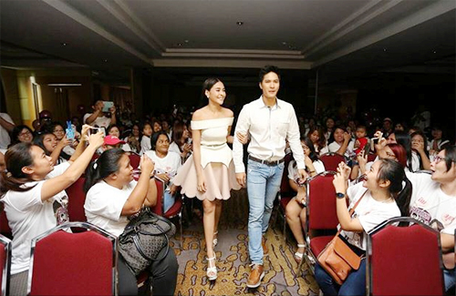 ปุ๊กลุก มีทติ้งแฟนคลับ รอยรักแรงแค้น ปุ๊กลุก มีทติ้งแฟนคลับ รอยรักแรงแค้น