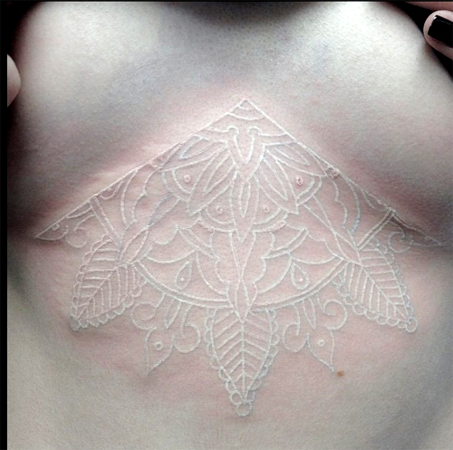 รอยสักสีขาว รอยสักสีขาว