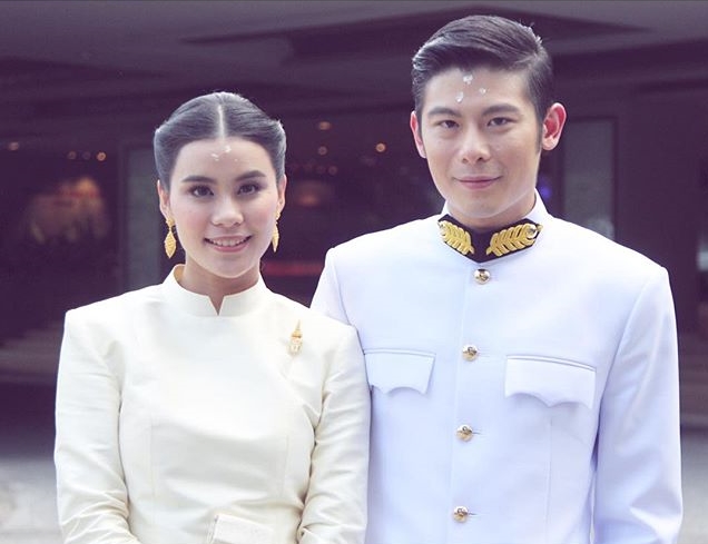มัดหมี่ พิมดาว มัดหมี่ พิมดาว