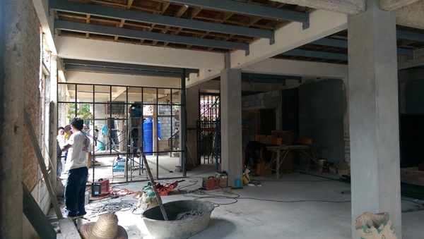 สร้างโฮสเทล เมื่อนักเดินทางอยากสร้างโฮสเทล งานรีโนเวทบ้านเก่าจึงเกิดขึ้น ! สร้างโฮสเทล เมื่อนักเดินทางอยากสร้างโฮสเทล งานรีโนเวทบ้านเก่าจึงเกิดขึ้น !