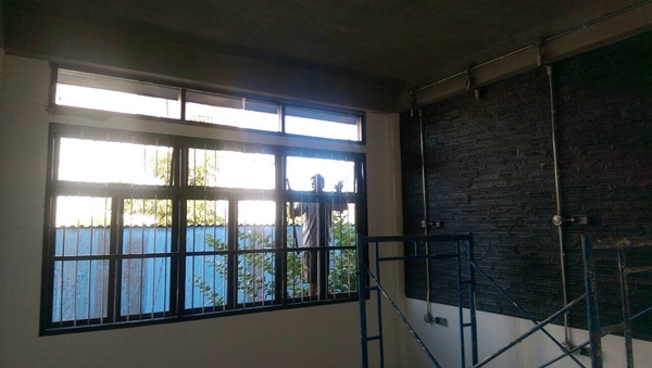 สร้างโฮสเทล เมื่อนักเดินทางอยากสร้างโฮสเทล งานรีโนเวทบ้านเก่าจึงเกิดขึ้น ! สร้างโฮสเทล เมื่อนักเดินทางอยากสร้างโฮสเทล งานรีโนเวทบ้านเก่าจึงเกิดขึ้น !