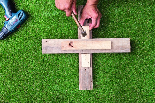 DIY คืนชีพยางรถยนต์เสื่อมสภาพ เป็นเก้าอี้นั่งชิวในสวน