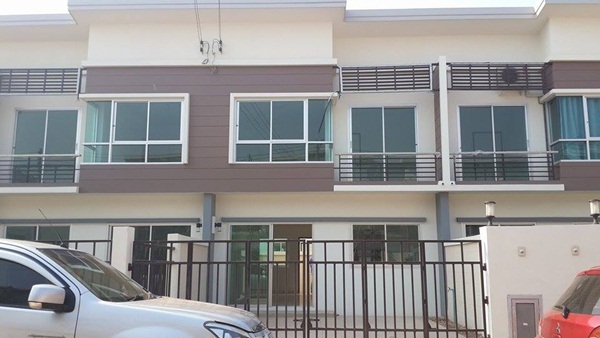 รีวิวตกแต่งและต่อเติมบ้านทาวน์โฮม 2 ชั้น 3 ห้องนอน 2 ห้องน้ำ รีวิวตกแต่งและต่อเติมบ้านทาวน์โฮม 2 ชั้น 3 ห้องนอน 2 ห้องน้ำ