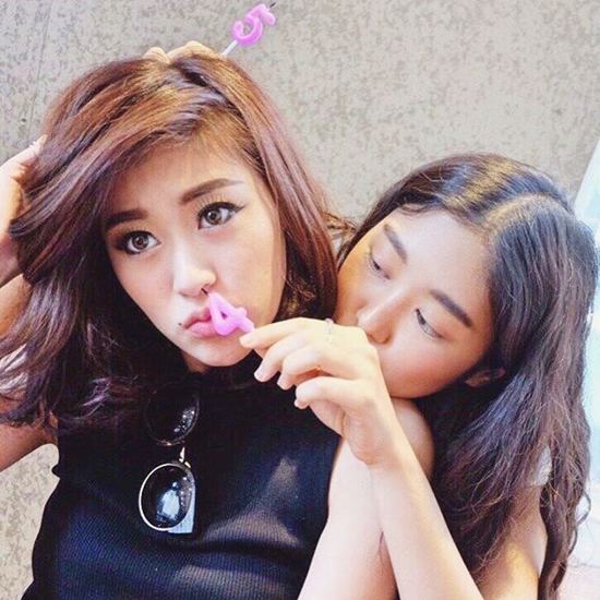 15 พี่น้องดาราหน้าตาดียกบ้าน สวยหล่อดูดี งานนี้มีเกิด ! 15 พี่น้องดาราหน้าตาดียกบ้าน สวยหล่อดูดี งานนี้มีเกิด !