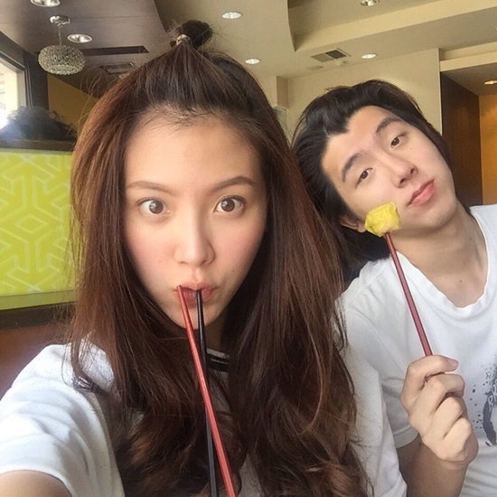 15 พี่น้องดาราหน้าตาดียกบ้าน สวยหล่อดูดี งานนี้มีเกิด ! 15 พี่น้องดาราหน้าตาดียกบ้าน สวยหล่อดูดี งานนี้มีเกิด !