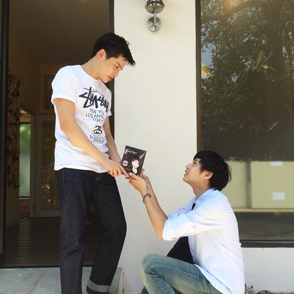 แบงค์ ธิติ แบงค์ ธิติ