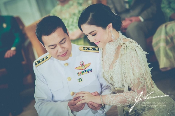 โบ ชญาดา - แบงค์ กฤชพล โบ ชญาดา - แบงค์ กฤชพล