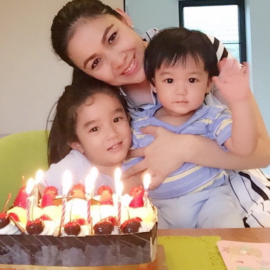 10 พี่น้องทายาทคนบันเทิง 10 พี่น้องทายาทคนบันเทิง
