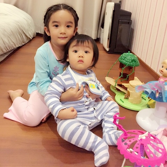 10 พี่น้องทายาทคนบันเทิง 10 พี่น้องทายาทคนบันเทิง