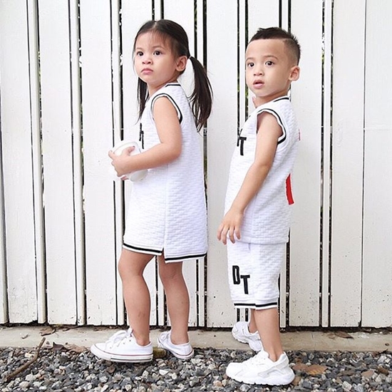 10 พี่น้องทายาทคนบันเทิง 10 พี่น้องทายาทคนบันเทิง